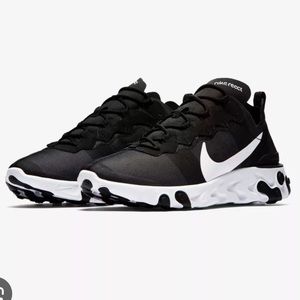 Nike React Element 55 sz 8.5 Black & White